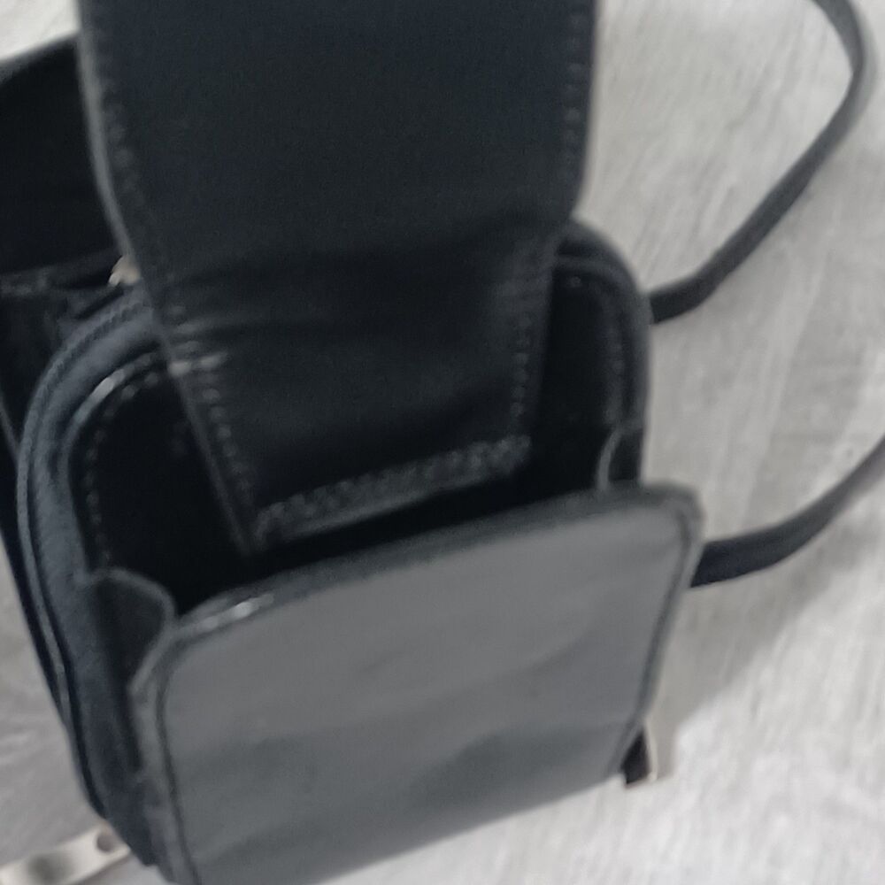 Vintage BUXTON Genuine Black Leather Accordion Wallet w/ Belt Loop & Crossbody - Picture 5 of 5